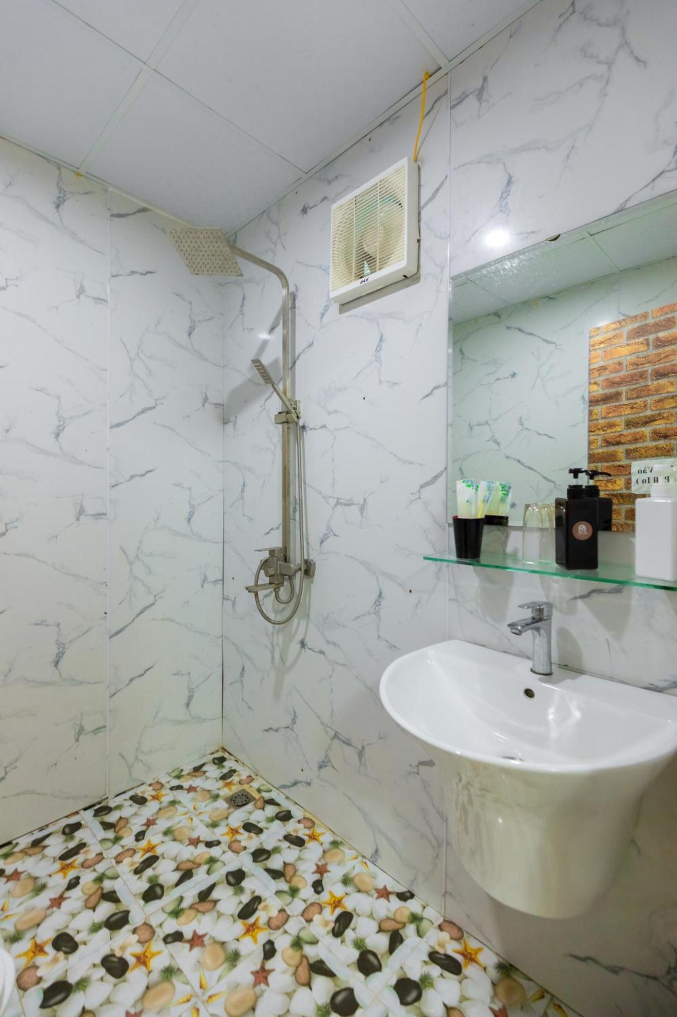 Victor Charlie Hostel Dong Khe Sau 외부 사진